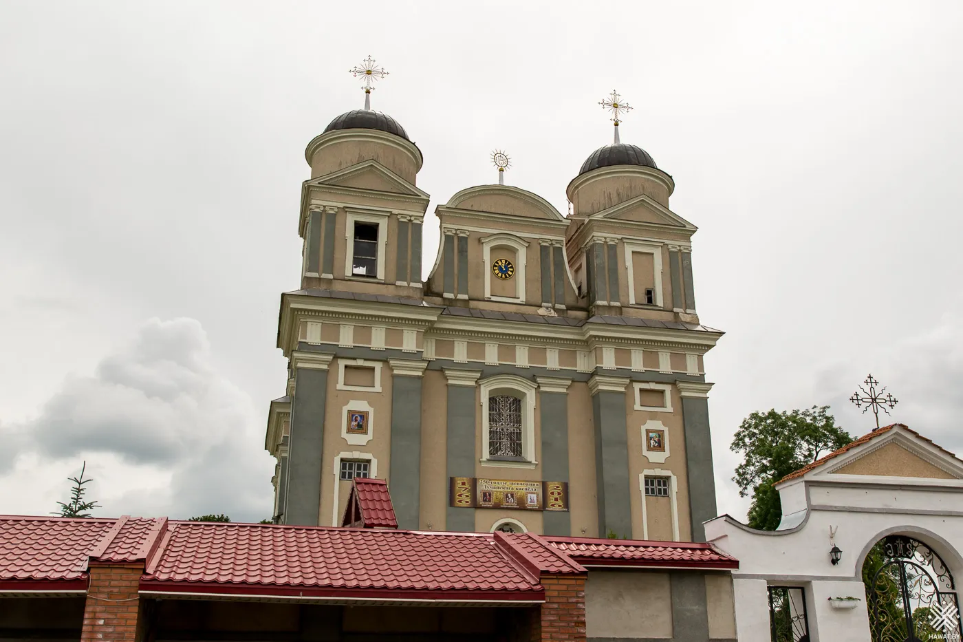 Костёл в деревне Лучай