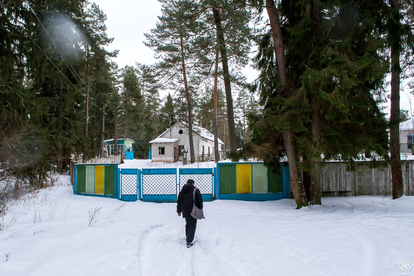 Вход в пионерлагерь
