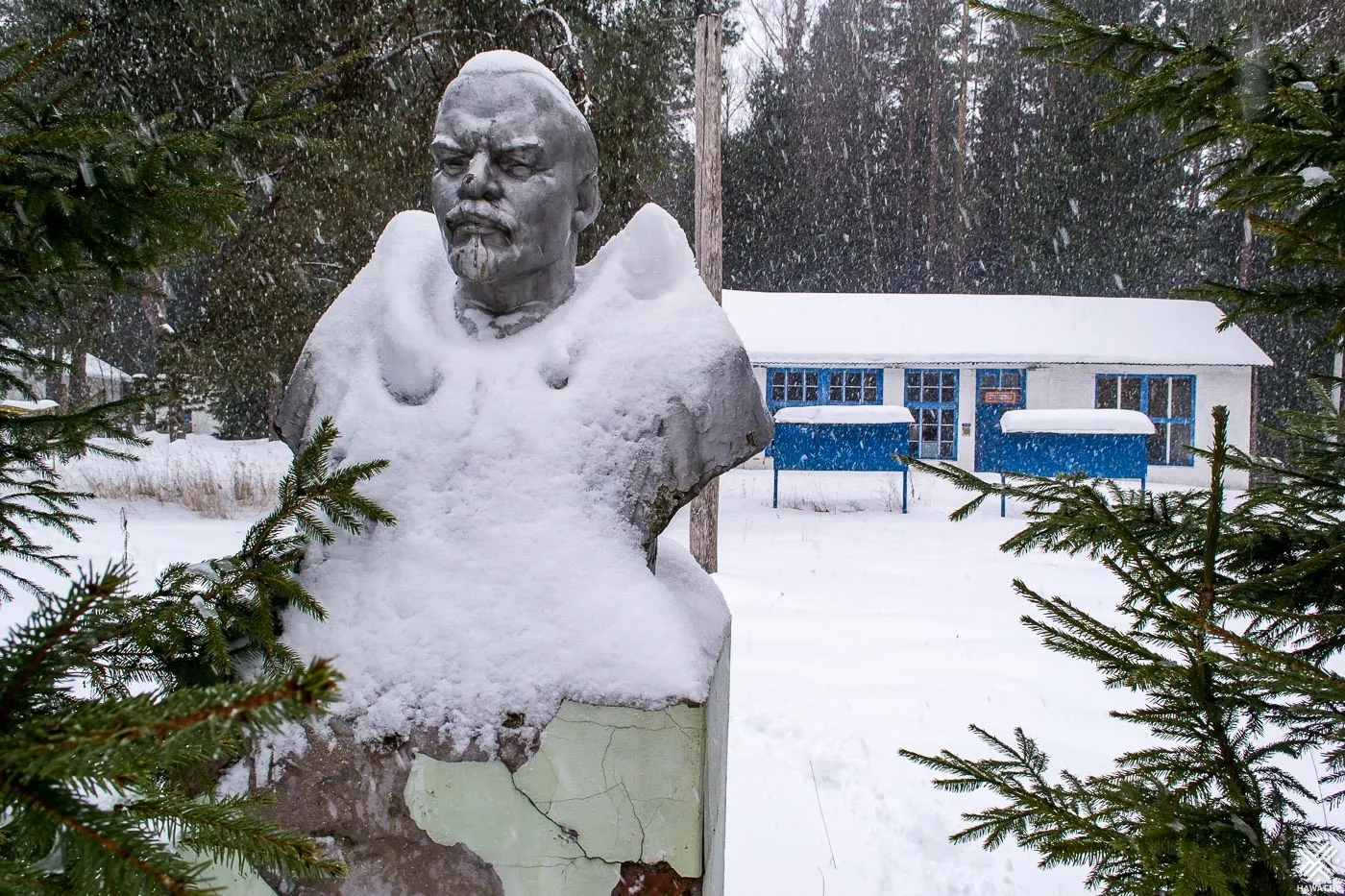 Бюст Ильича