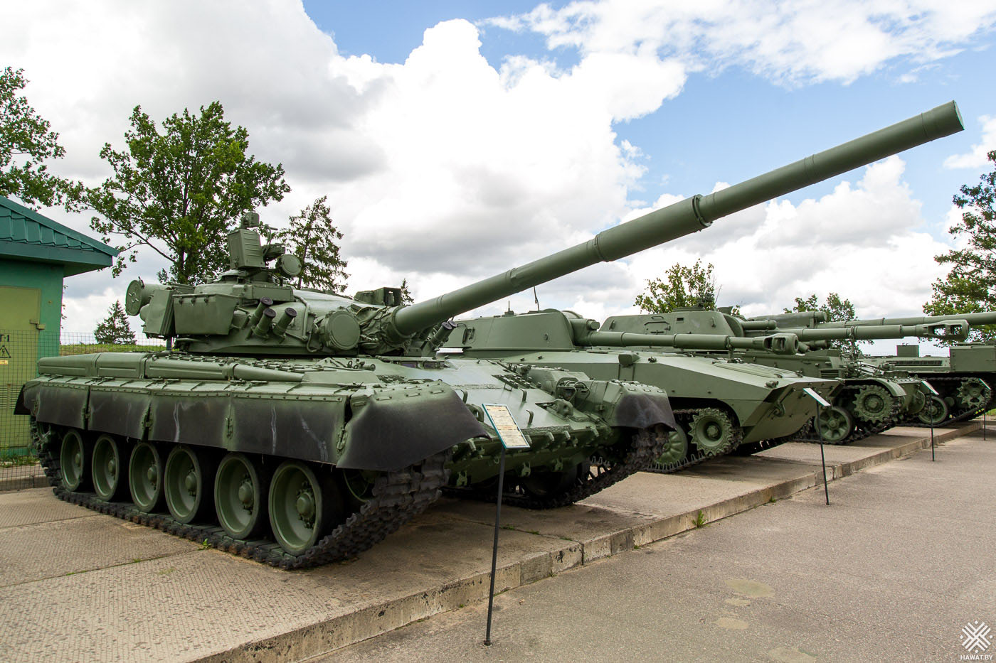 Основной танк Т-80Б