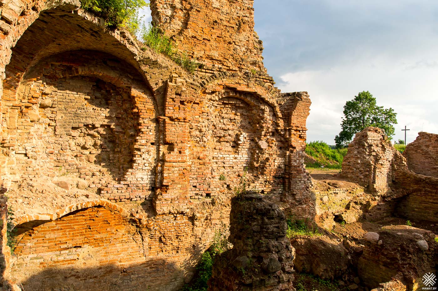 Стены Гольшанского замка